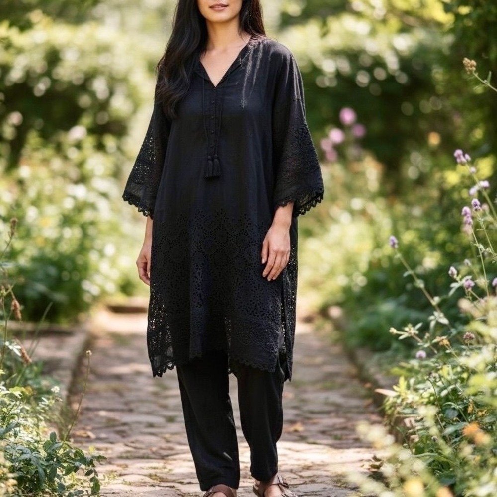 Sadabahar 2 Piece Tunic Set Womens Large Black Eyelet Embroidered Kurta Pants